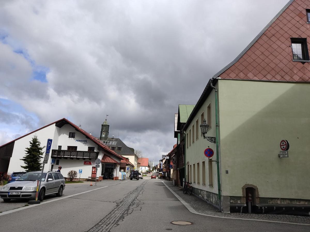 Bozi Dar 95 Lägenhet Exteriör bild